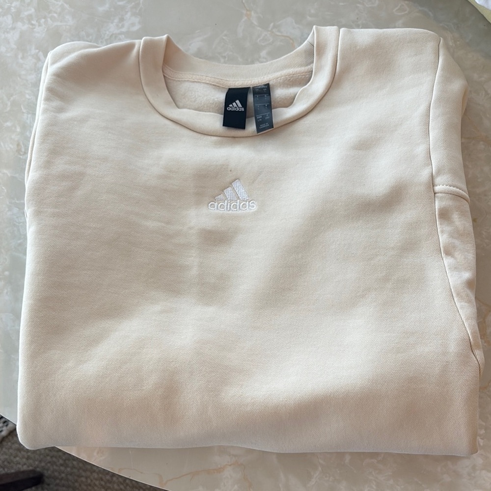 Adidas Cream Crewneck Sweater Soft Minimalist Design